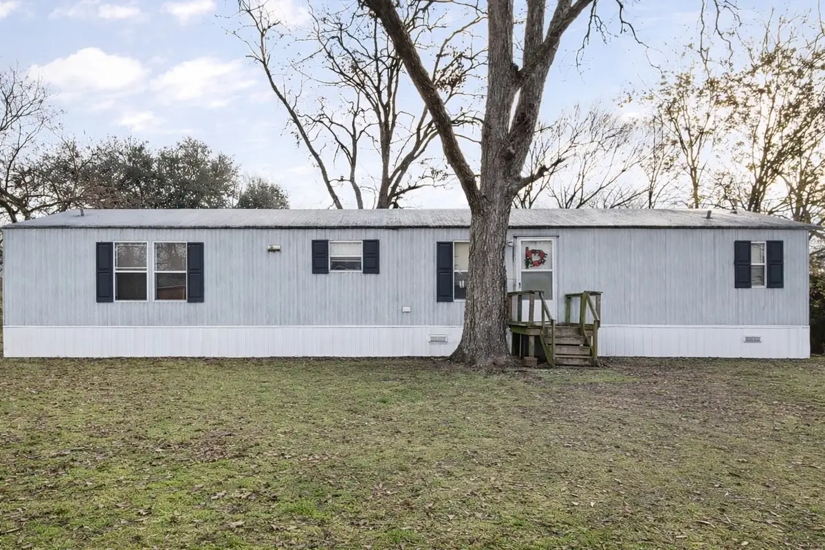 515 S 10th Avenue, Teague, TX 75860 - #1