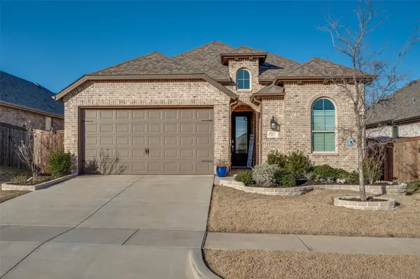 3513 Dusty Miller Road, Aubrey, TX 76227