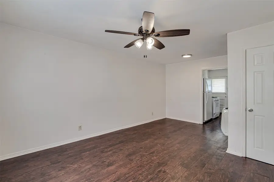 206 E Rogers Street, Arlington, TX 76011 - Image #3