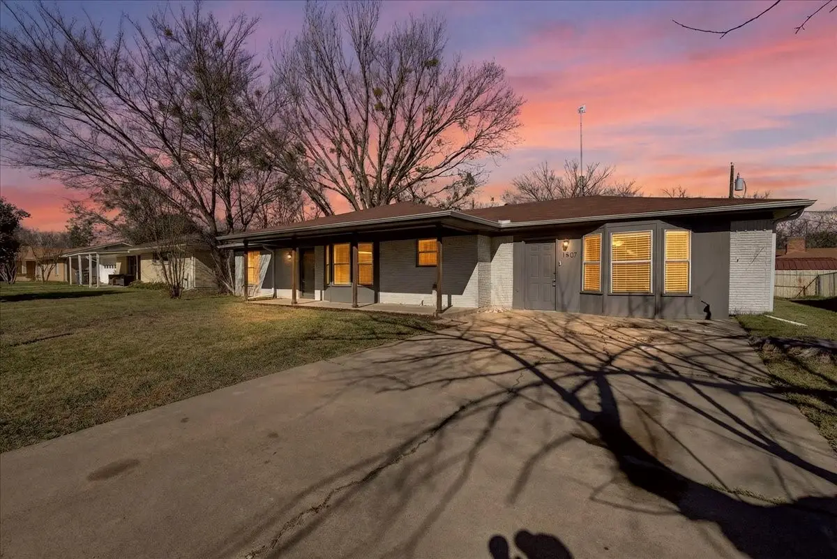 1407 Royal Drive, Kaufman, TX 75142 - Image #1