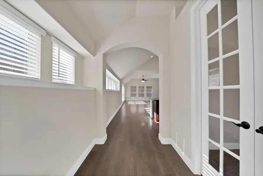 207 Arborside Drive, Waxahachie, TX 75165 - Image #3