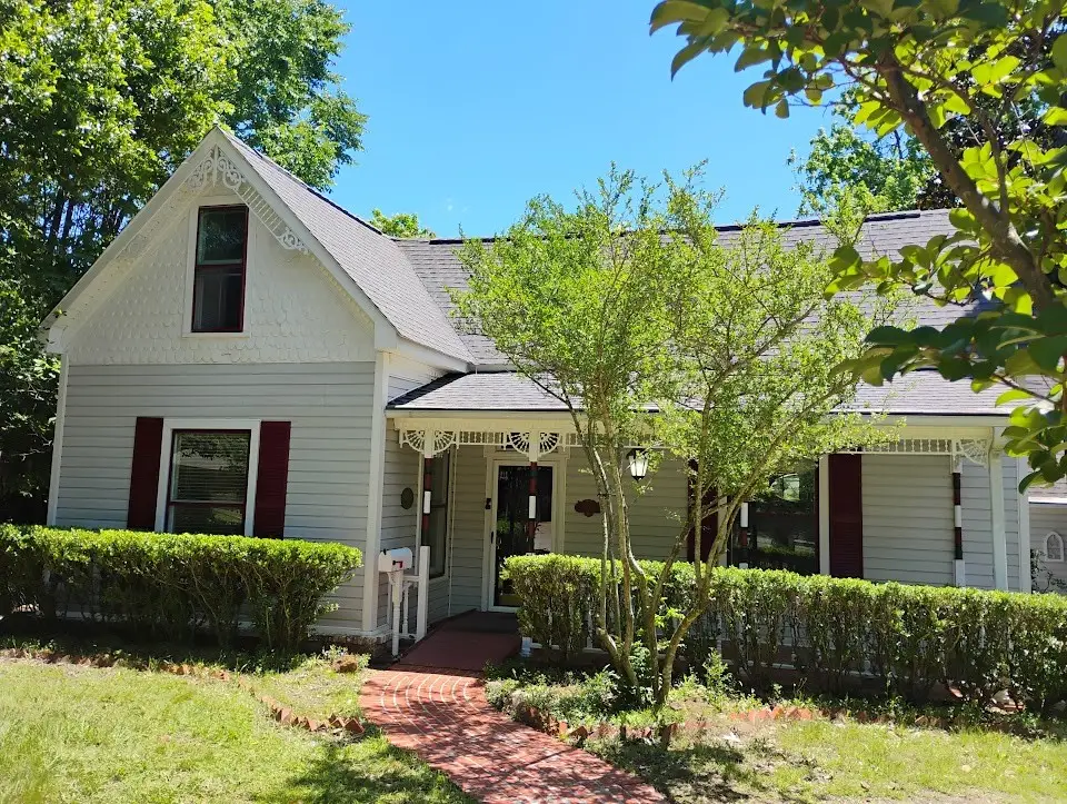 504 N Newsom Street, Mineola, TX 75773 - #1