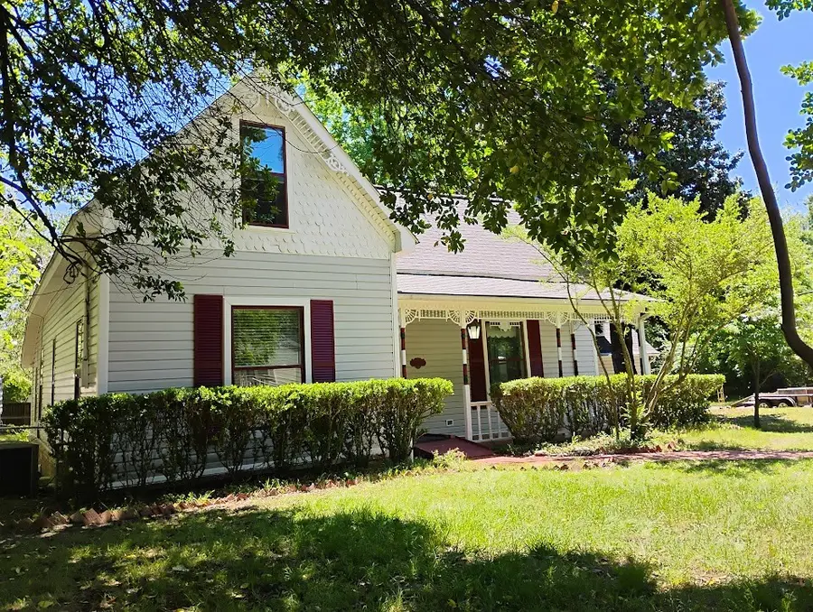 504 N Newsom Street, Mineola, TX 75773 - #2