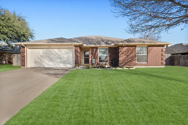 521 E Oak Street, Aledo, TX 76008