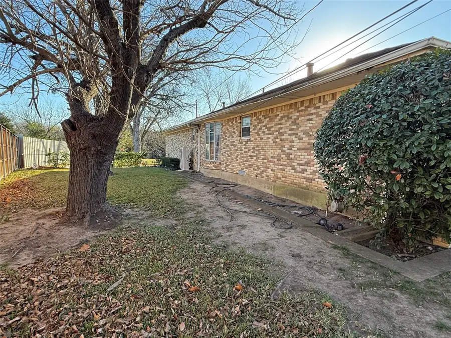 2142 Riverway Drive, Dallas, TX 75227 - Image #3