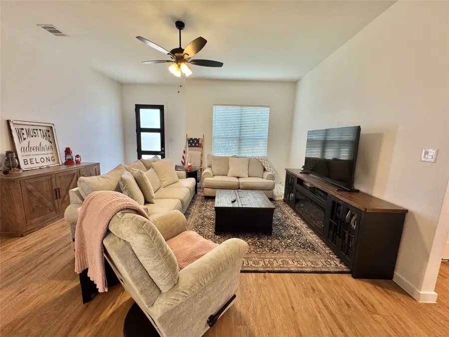 416 Austin Street, Callisburg, TX 76240 - #3