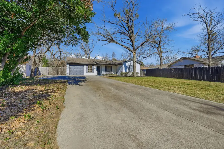 1915 Nevada Street, Denton, TX 76209 - Image #3