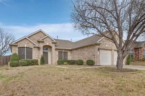 2617 Hollow Ridge Drive, Denton, TX 76210