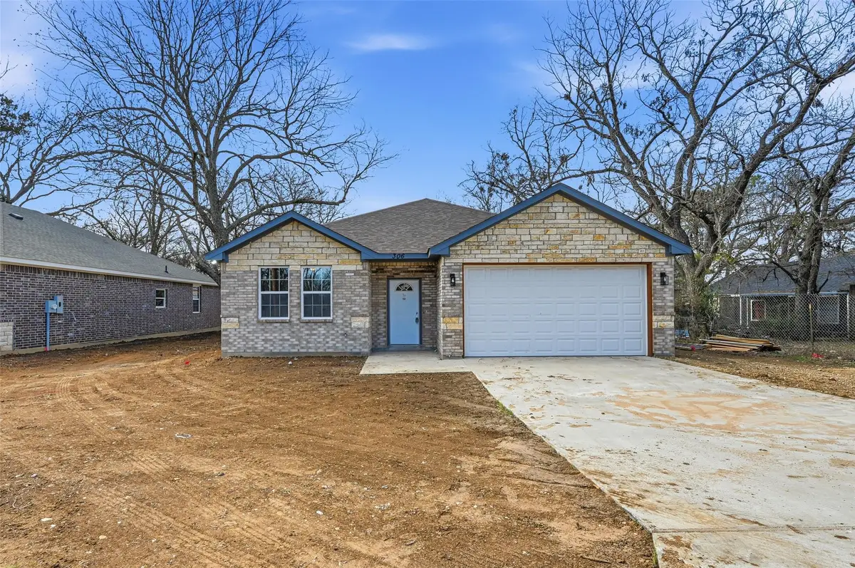 306 Lewis Street, Cleburne, TX 76031 - #1