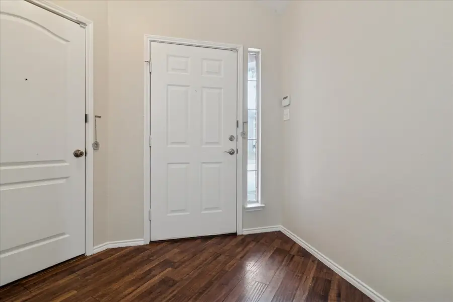 2060 Falls Creek Drive, Little Elm, TX 75068 - Image #3