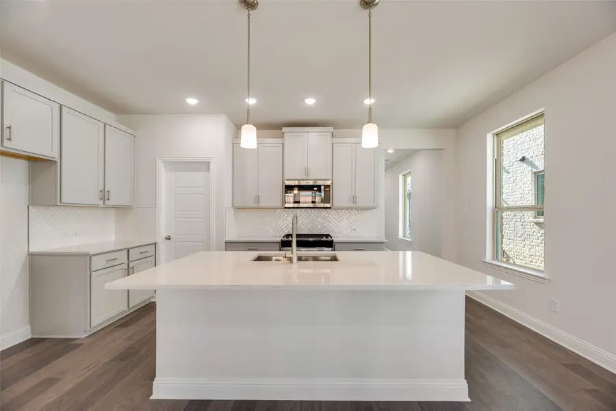 152 Ashbrook Street, Little Elm, TX 75068 - Image #3