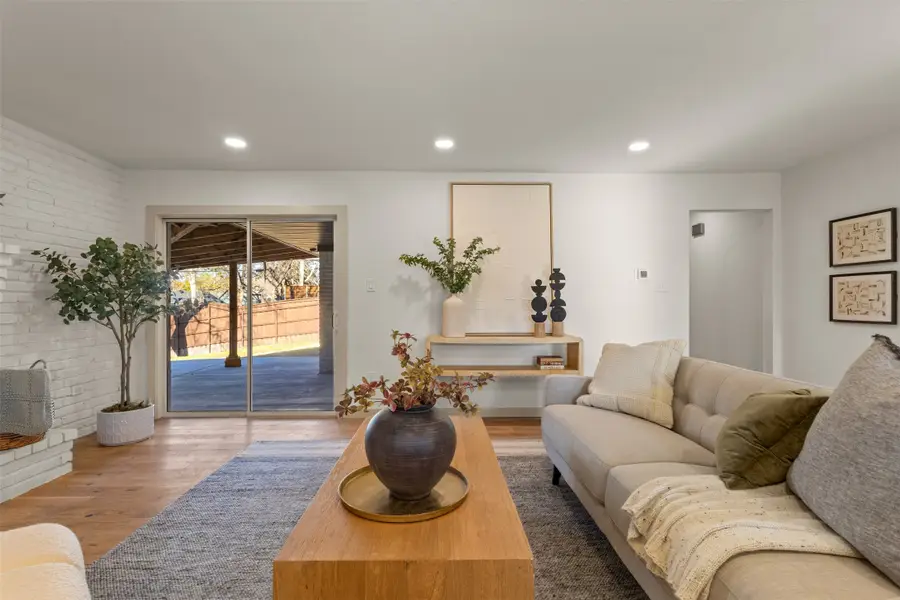 10505 Silverock Drive, Dallas, TX 75218 - Image #3