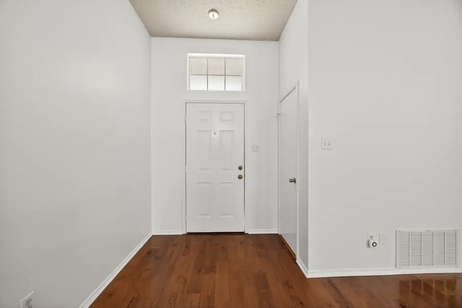 721 Windridge Lane, Burleson, TX 76028 - Image #3