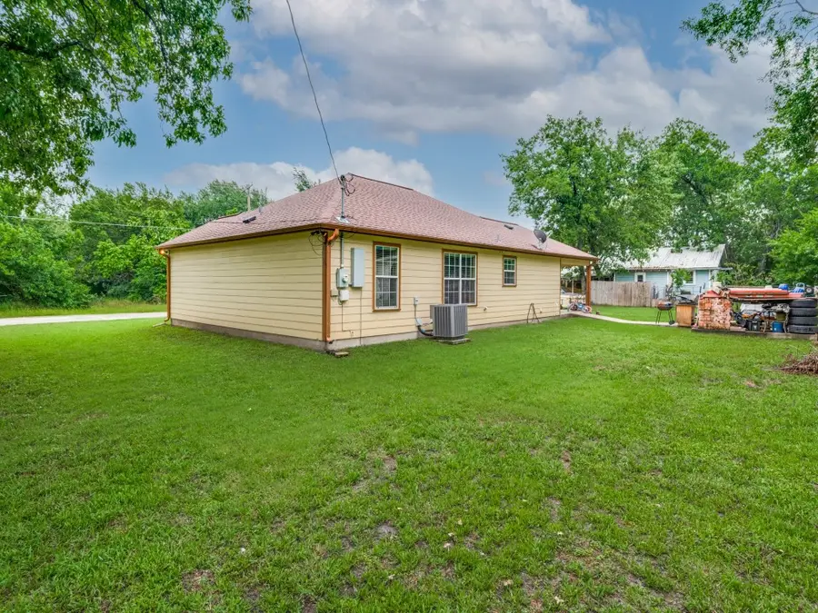 400 S Powell Street, Corsicana, TX 75110 - #2