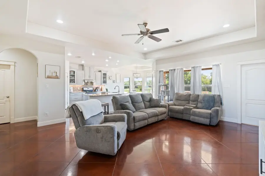 1205 Carnoustie Drive, Ennis, TX 75119 - Image #3