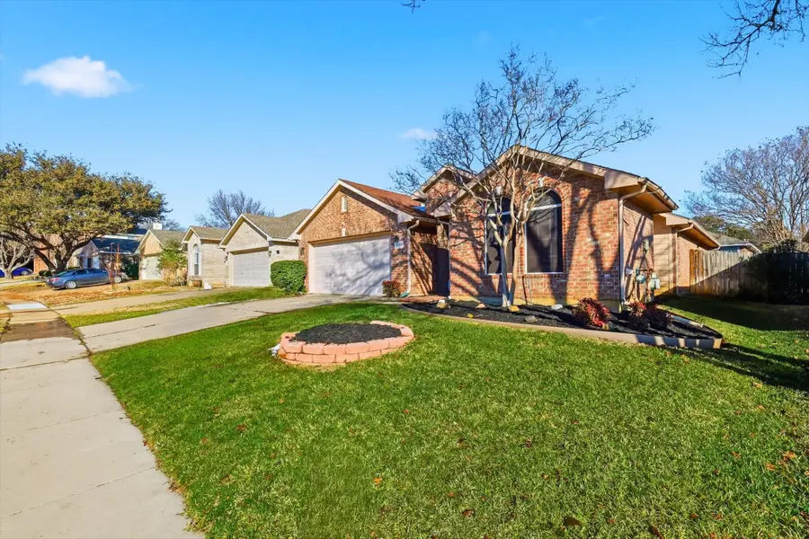 4168 Slick Rock, Benbrook, TX 76040 - Image #2