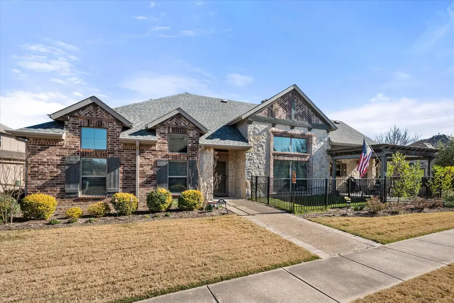 1025 Birds Fort Trail, Arlington, TX 76005 - Image #2