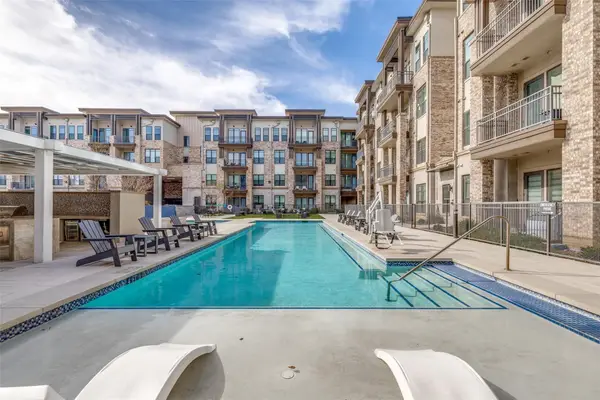 2700 Old Denton Road #2203, Carrollton, TX 75007