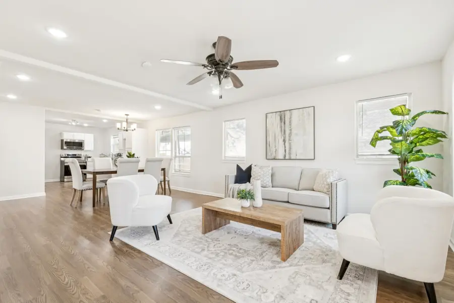 1231 S Edgefield Avenue, Dallas, TX 75208 - Image #2