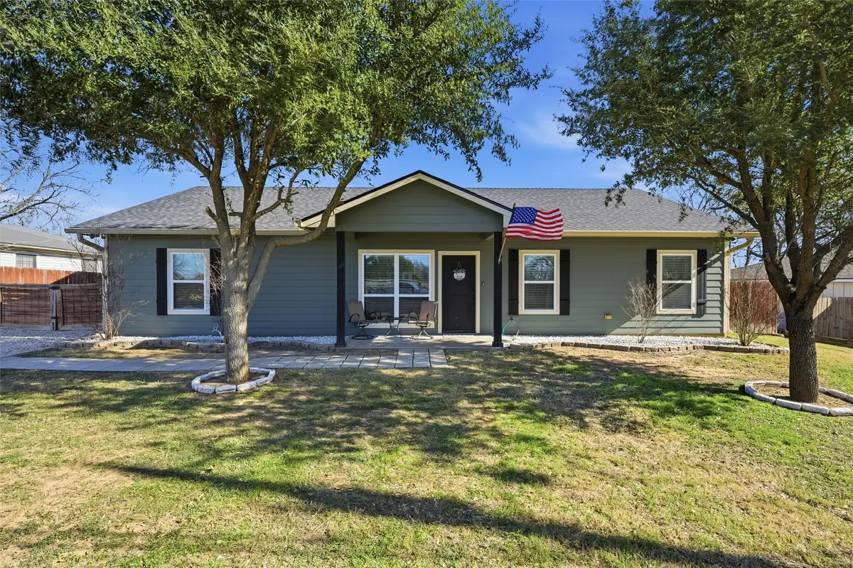 12992 Old Dallas Road, West, TX 76691 - Image #1