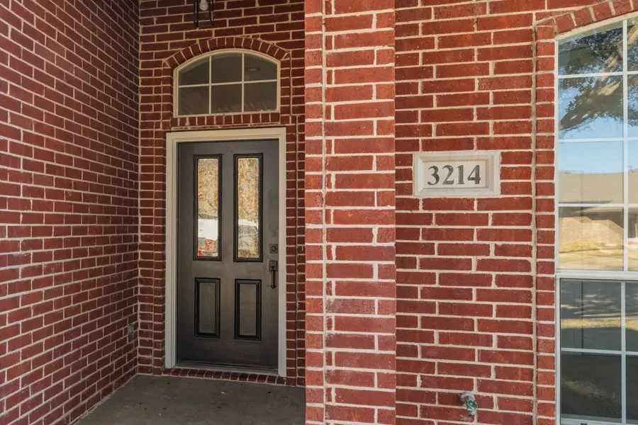3214 Vinson Court, Irving, TX 75060 - Image #3