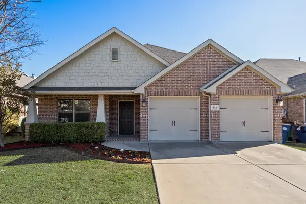 892 Honey Locust Drive, Fate, TX 75087