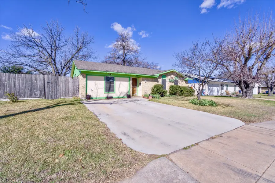 1101 Sunset Drive, Garland, TX 75040 - Image #2