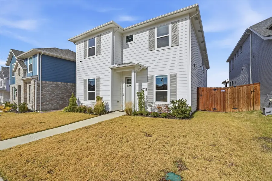 6712 Windfall Drive, Fort Worth, TX 76135 - Image #2