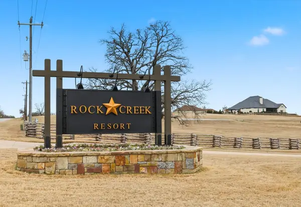 136 Leo Palace Lane, Gordonville, TX 76245