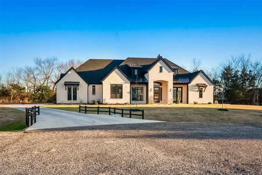 1843 Granite Way, Van Alstyne, TX 75495 - #2