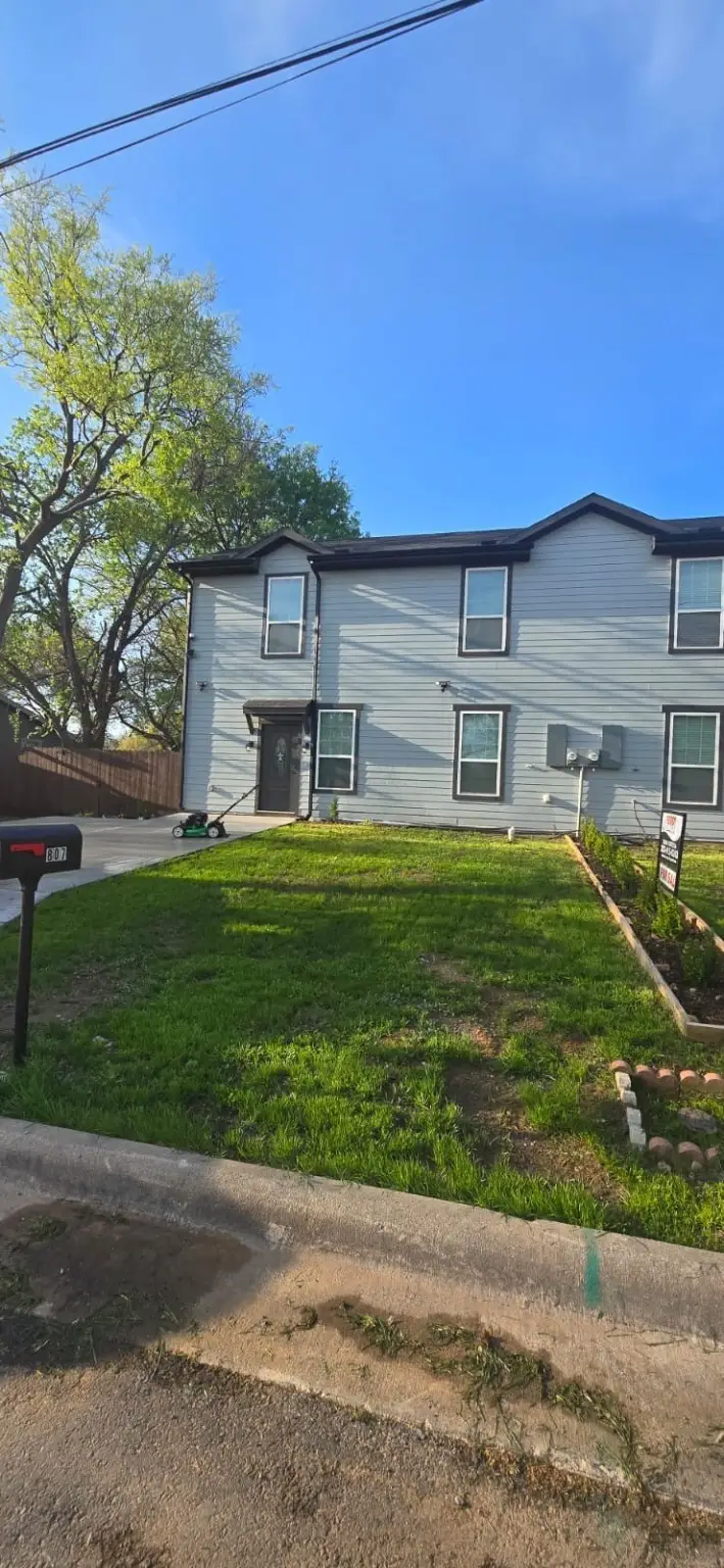 805 Fletcher Street, Gainesville, TX 76240 - Image #2