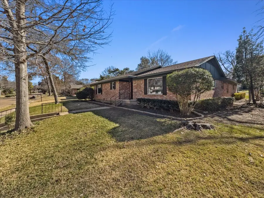 2709 Ripplewood Drive, Dallas, TX 75228 - Image #2