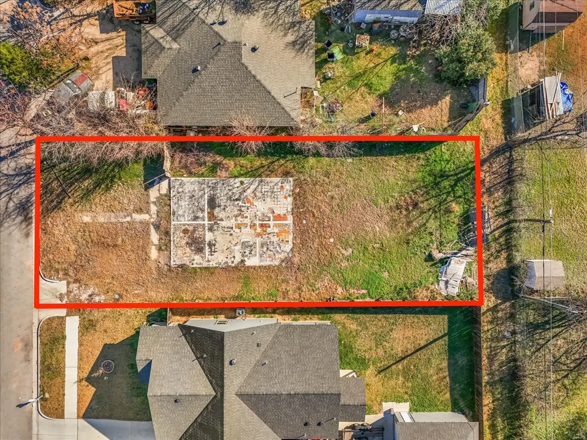 1020 E Lowden, Fort Worth, TX 76104 - Image #1