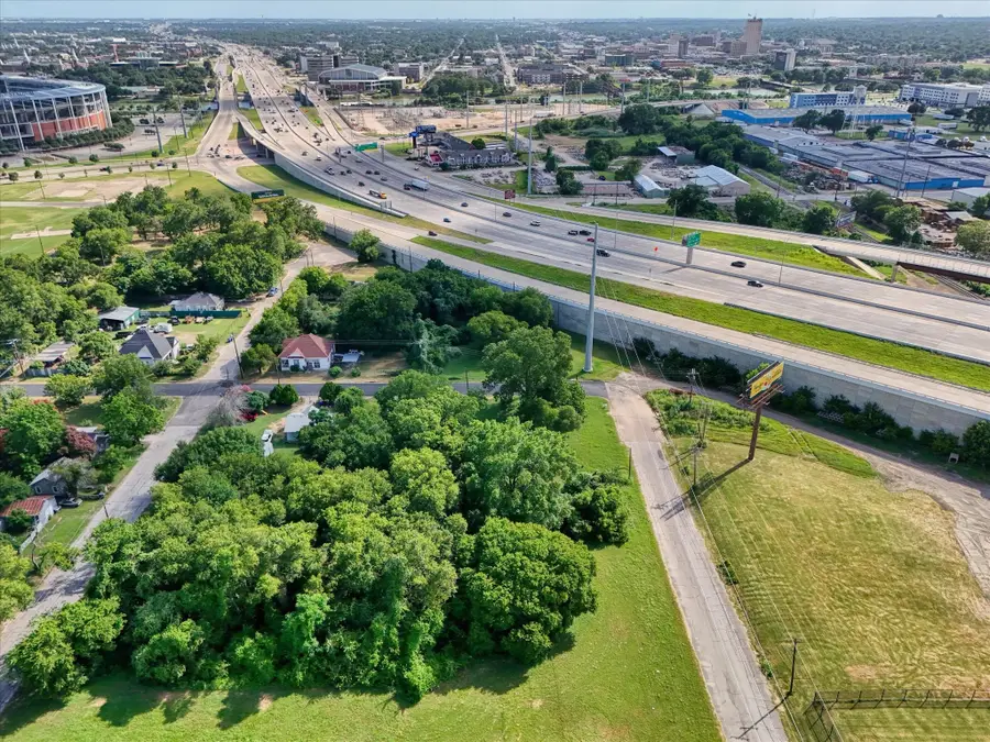 700 Spring Street, Waco, TX 76704 - Image #3