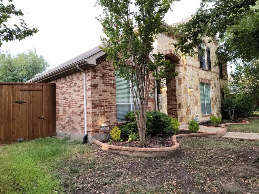 7513 Kallan Drive, Rowlett, TX 75089 - Image #2