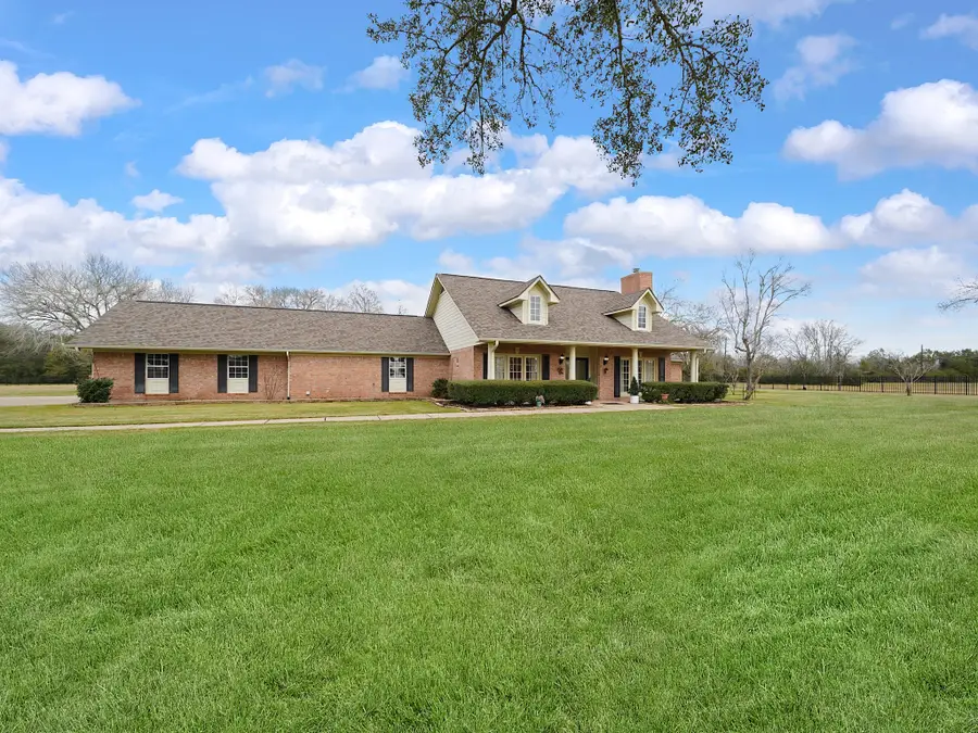 1810 Darby Lane, Stafford Missouri City, TX 77545 - Image #2