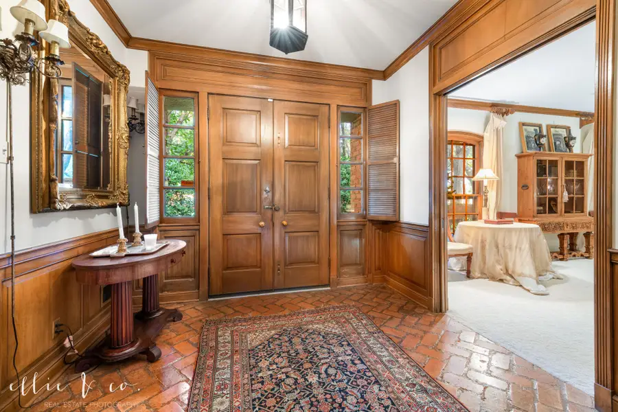 1133 S Leggett Drive, Abilene, TX 79605 - Image #2