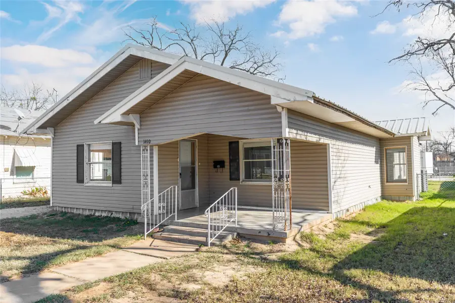 1410 Avenue E, Brownwood, TX 76801 - #2