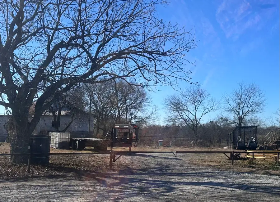 507 Katy Street, Lone Oak, TX 75453 - #3