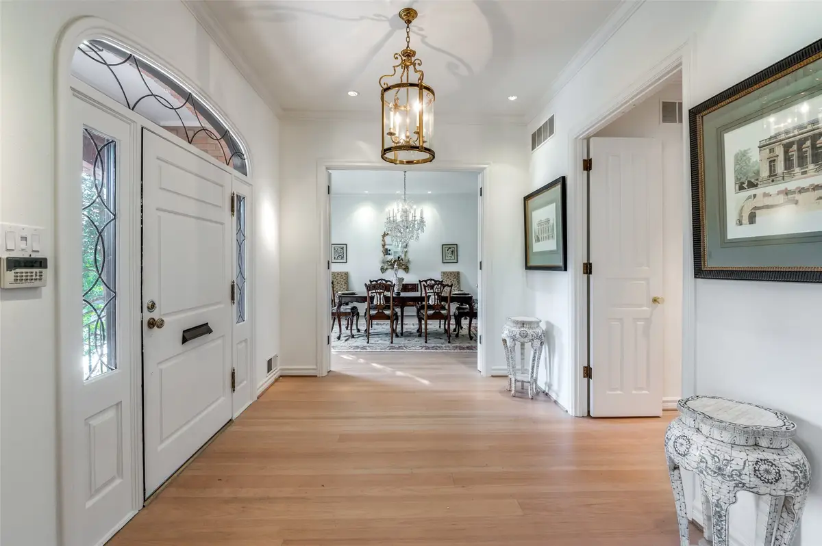 5865 Farquhar Lane, Dallas, TX 75209 - Image #1