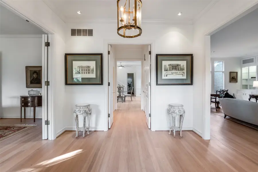 5865 Farquhar Lane, Dallas, TX 75209 - Image #2