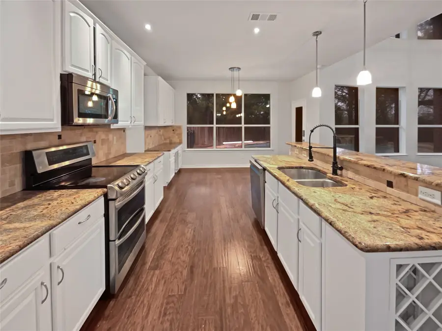 815 Creekstone Court, Cedar Hill, TX 75104 - #2