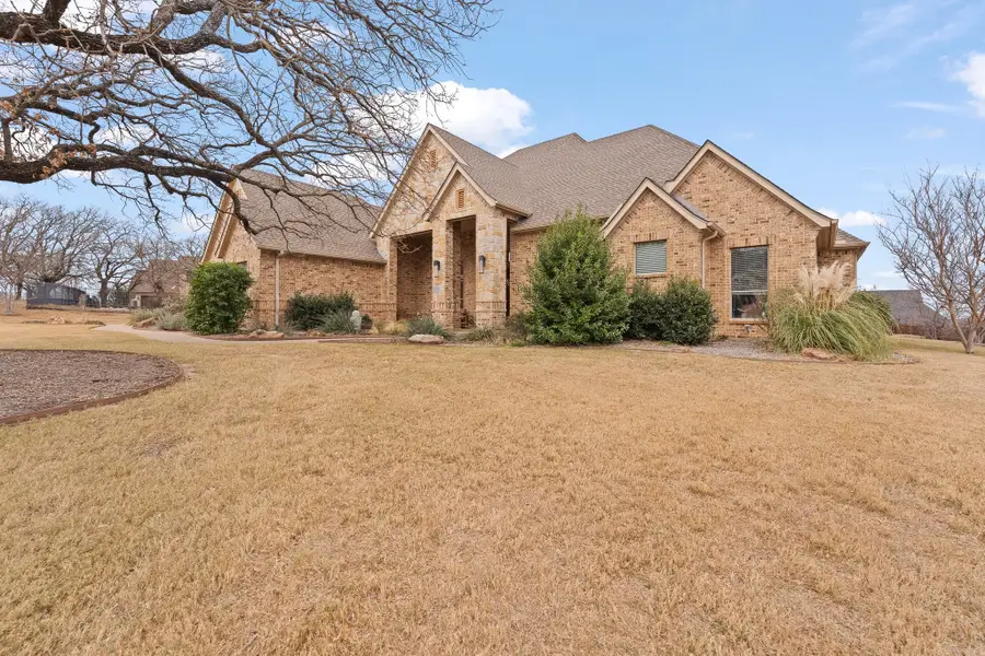 608 Elm Hill Boulevard, Burleson, TX 76028 - Image #2