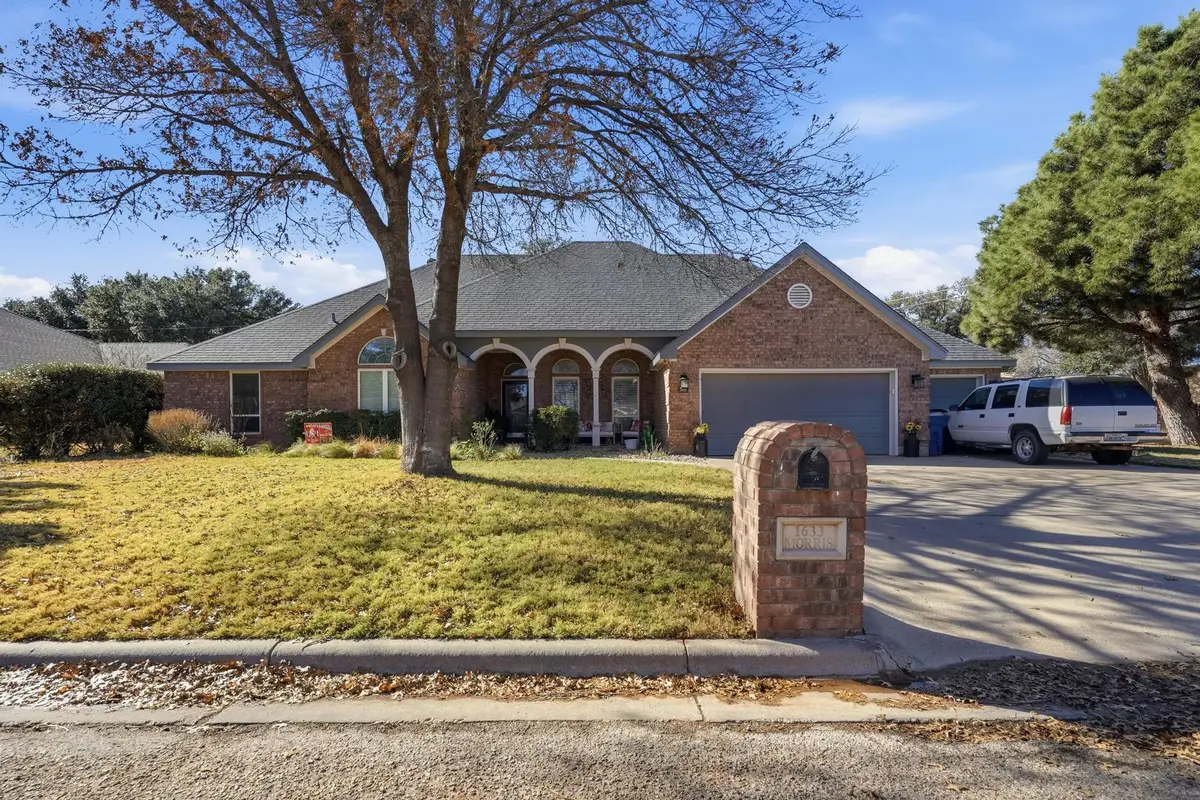 1633 Morris Avenue, Sweetwater, TX 79556 - #1