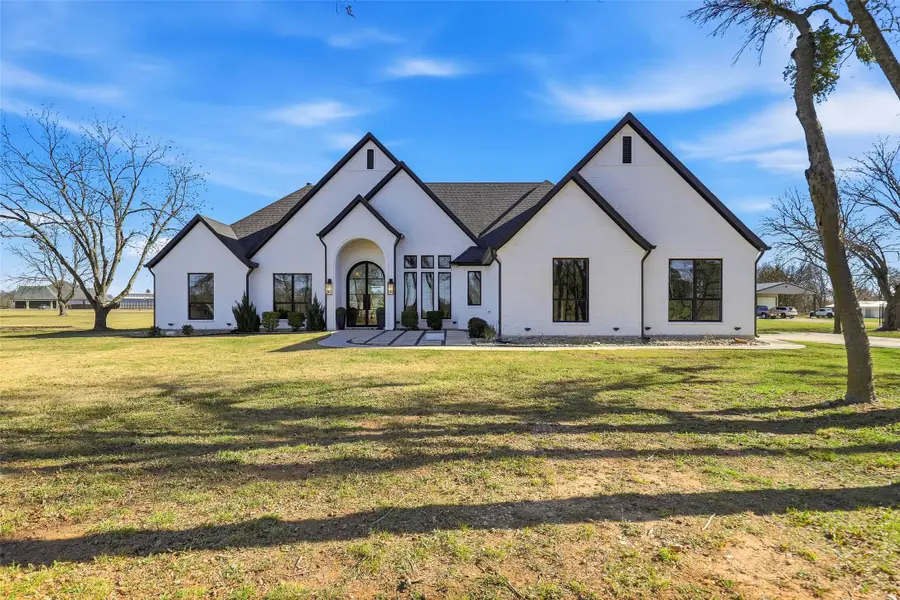 8301 County Road 204, Grandview, TX 76050 - Image #2