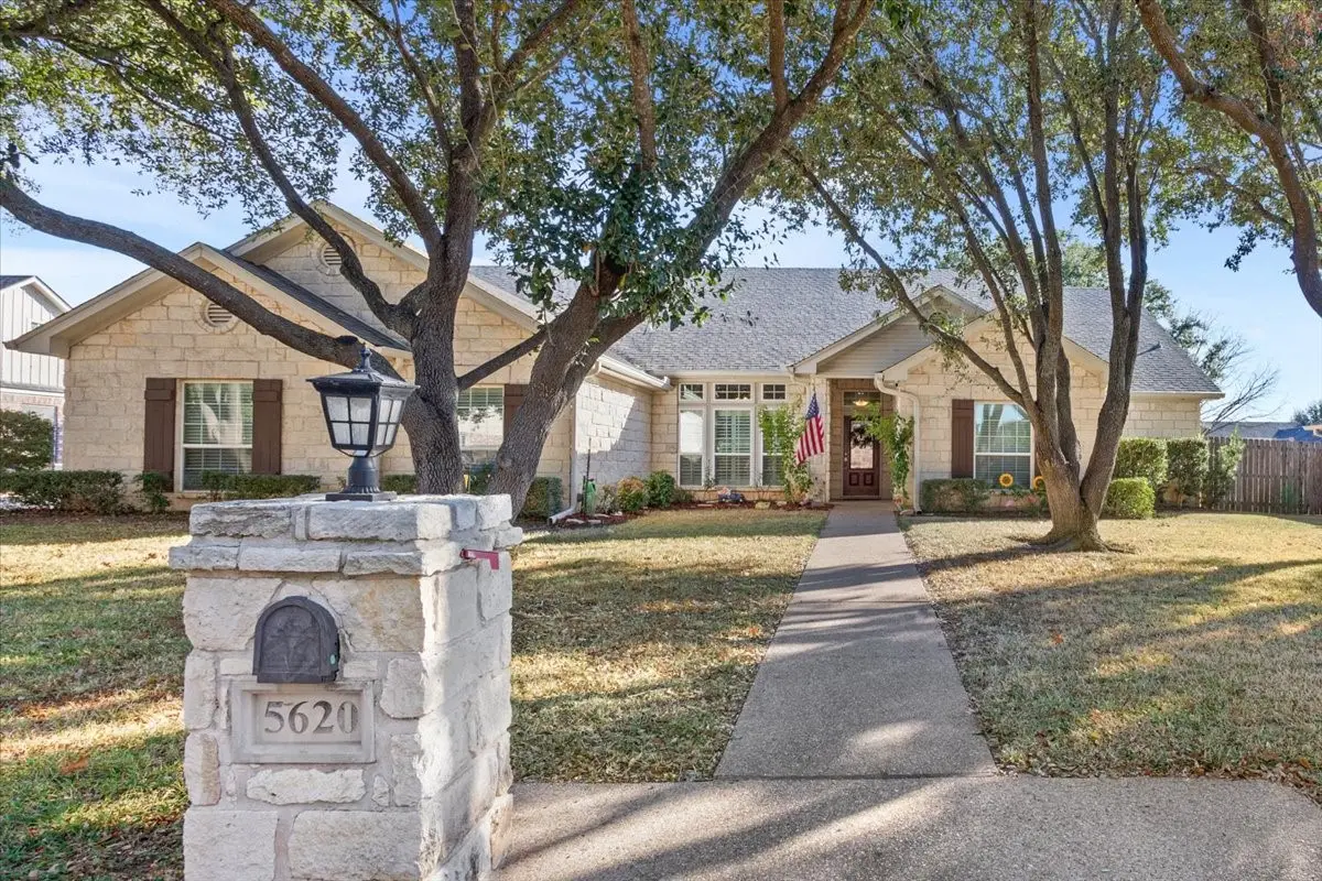 5620 Landsdown Drive, Waco, TX 76708 - Image #1
