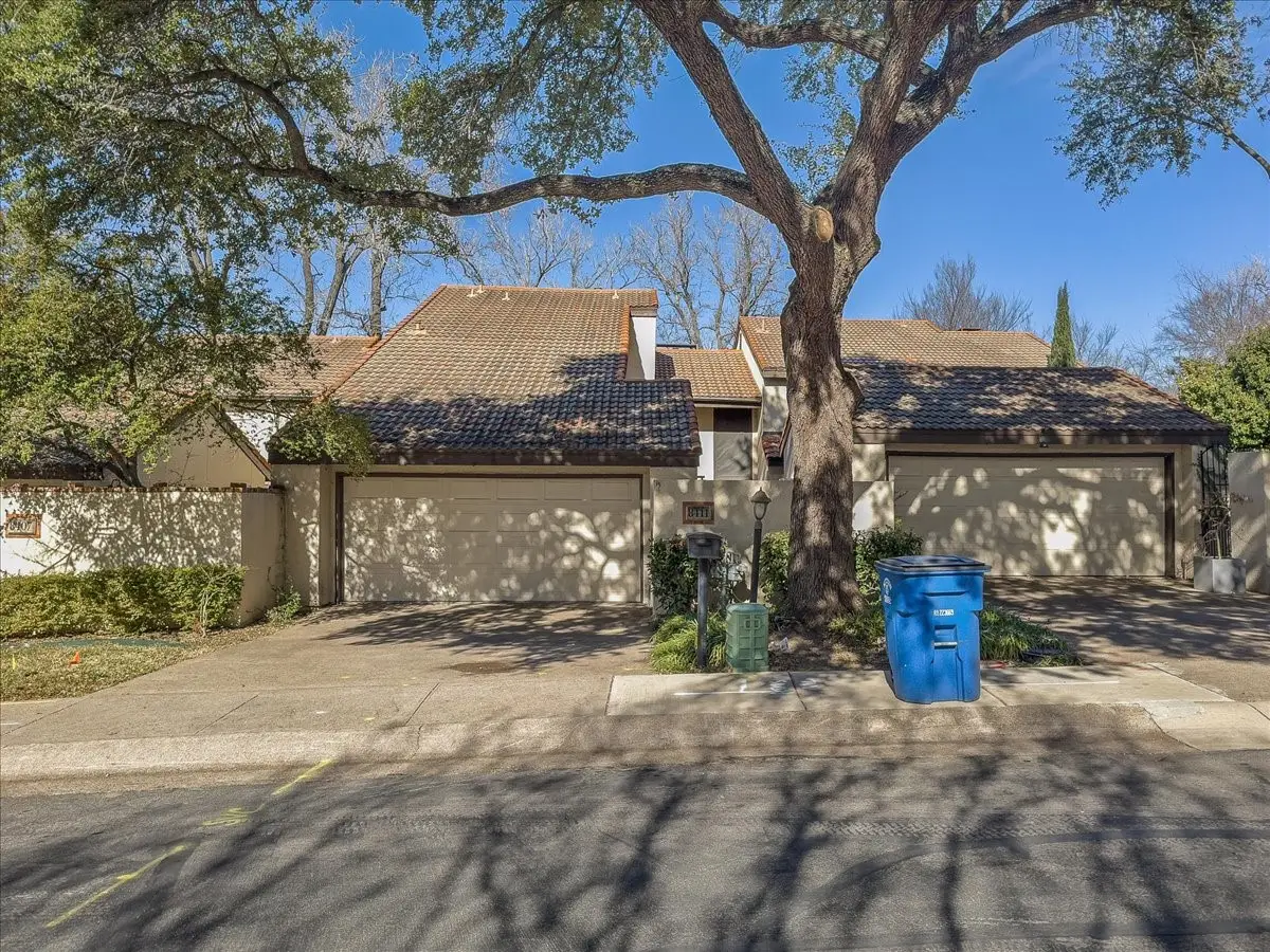8411 Oak Stream Drive, Dallas, TX 75243 - Image #1