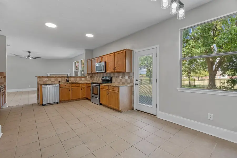 10618 Newcastleton Lane, Rowlett, TX 75089 - Image #3