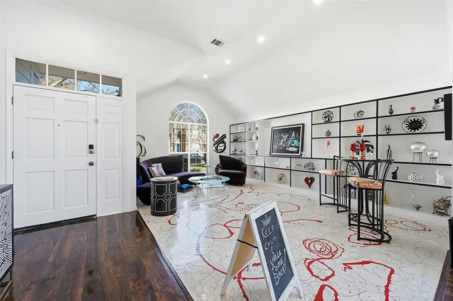 2202 S Branch Drive, Arlington, TX 76001 - Image #3