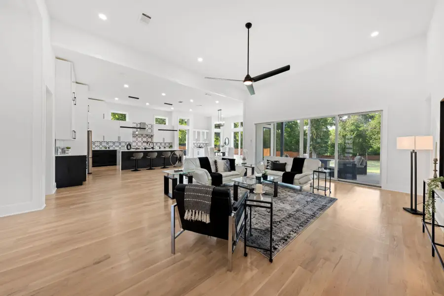 3115 Gibbs Williams Road, Dallas, TX 75233 - #3